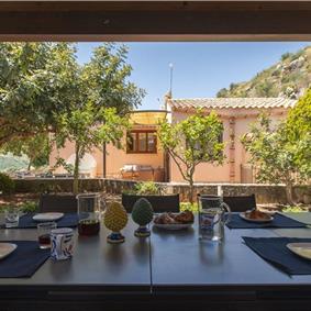 3 bedroom villa with pool and tennis court in Sicily, sleeps 6-8